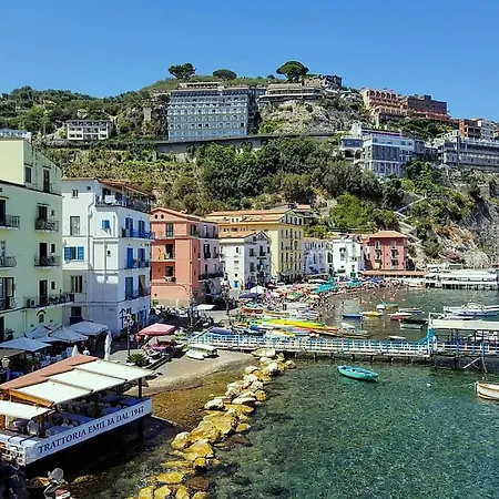 La Quiete A Un Passo Dal Centro Apartment Sorrento Exterior photo